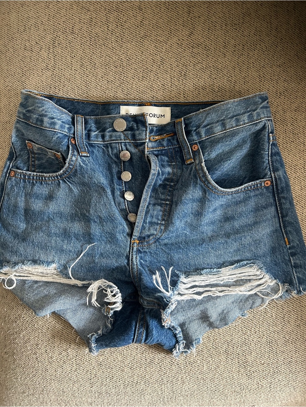 aritzia denim shorts